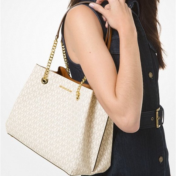 NEW- Michael Kors Teagan Large Logo Shoulder Bag - Picture 3 of 6